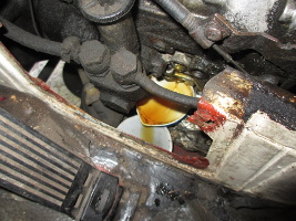 Einspritzpumpe füllen